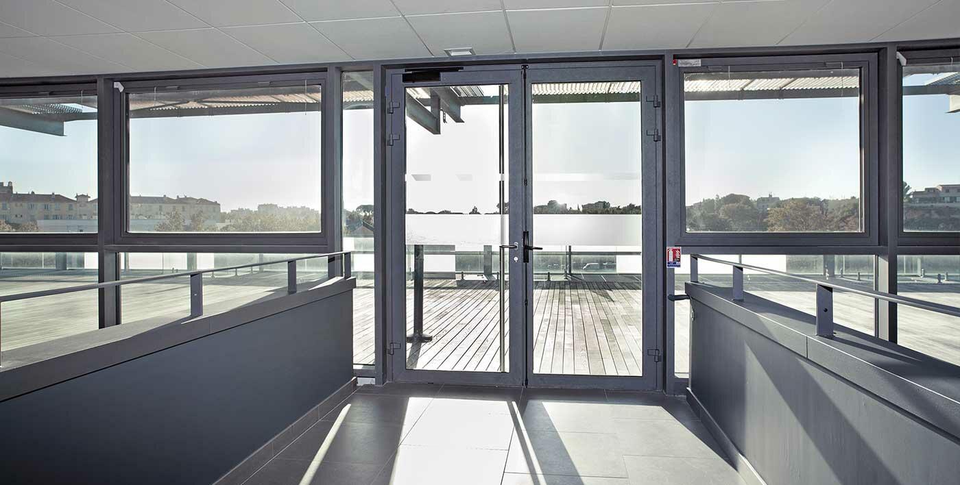 Porte d'entrée aluminium — Sécurité